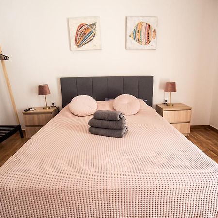 Explore Greece From Comfortable City Centre Apartment คัลกิดา ภายนอก รูปภาพ